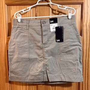 Lee, women’s skort, khaki color, size 12 NWT